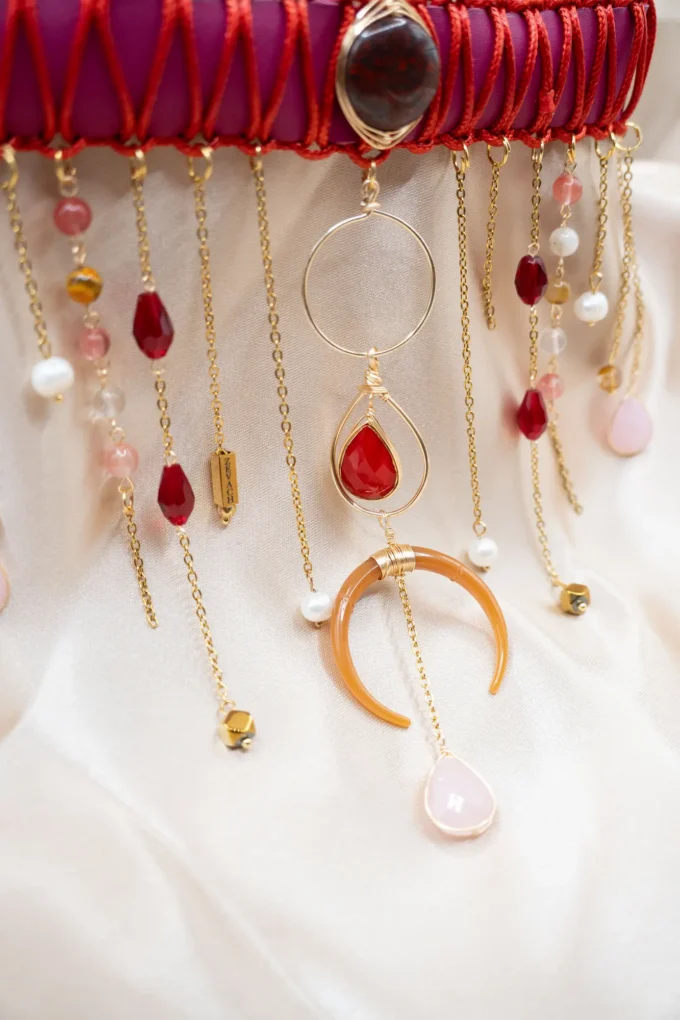 ZVC141 - GARGANTILLA VALIENTE